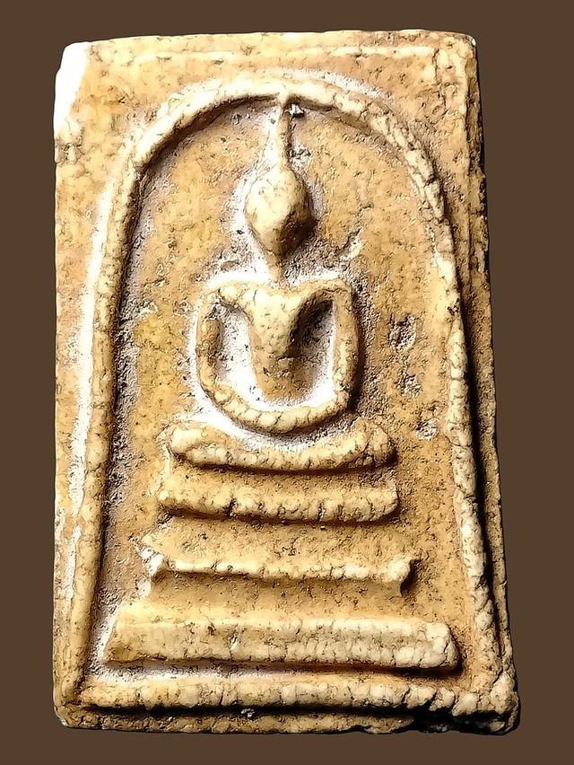 ให้บูชา พระสมเด็จวัดระฆัง สมเด็จพระพุทธจารย์โตพรหมรังสี บรรจุกรุวัดกลางคลองข่อย จ.ราชบุรี สร้างในสมัยรัชกาลที่4 พุทธคุณครบทุกด้าน ฯลฯ