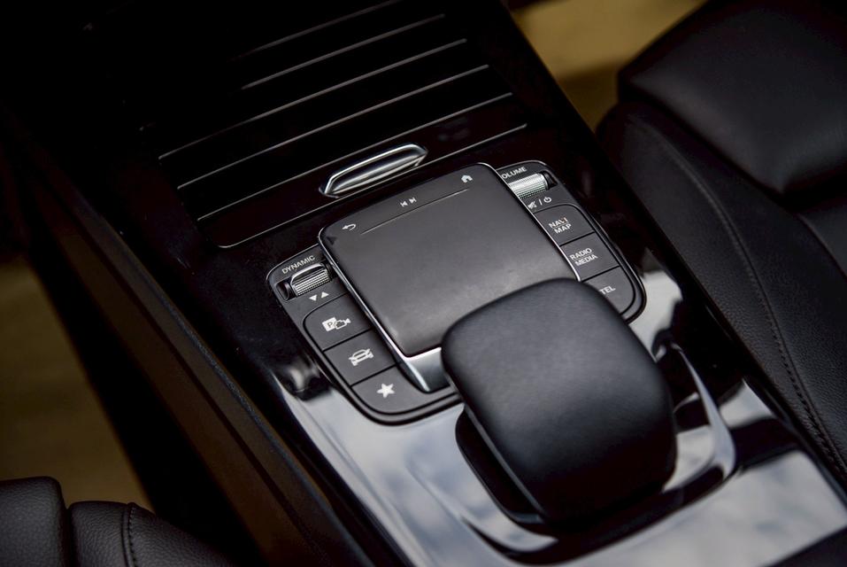 รหัสรถ CBL9242 Mercedes-Benz A200 1.3 Progressive W177 AT 2021 14