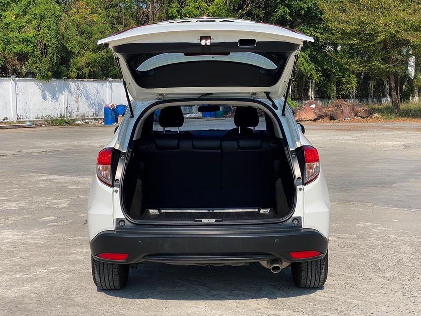 Honda HRV 1.8E (Minor Change) 7