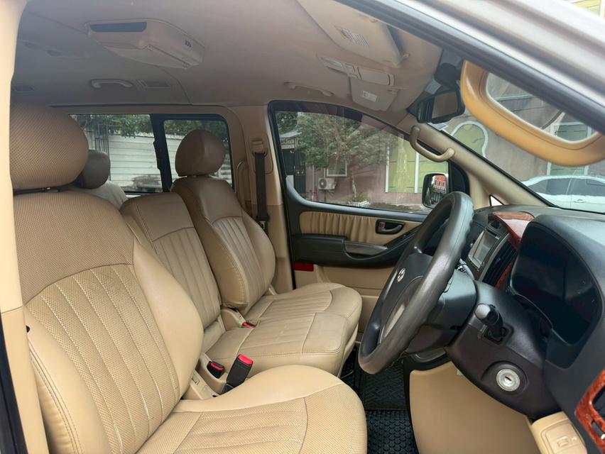 HYUNDAI H-1 2.5 DELUXE ปี 2011 ไมล์ 272,xxxkm. 10