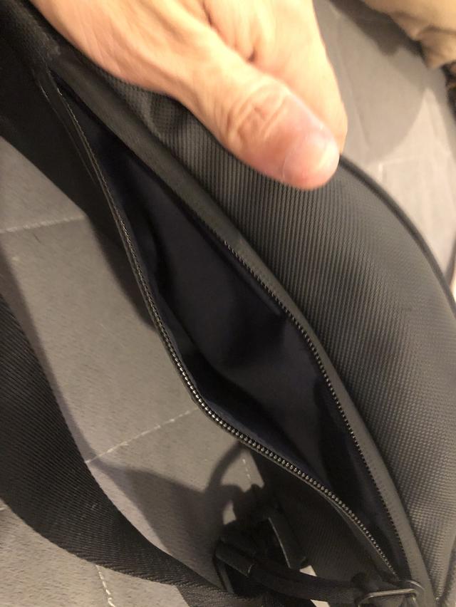 กระเป๋าคาด 3