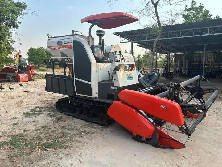 ขายด่วนเกี่ยวข้าว KUBOTA  3