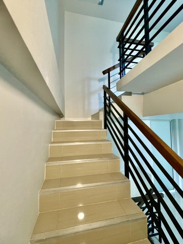 ขาย อาคารพาณิชย์ 4 ชั้น The Regent Street Village ถนนพระยาสุเรนทร์ 16 ตร.ว 170 ตร.ม. หลังมุม 6
