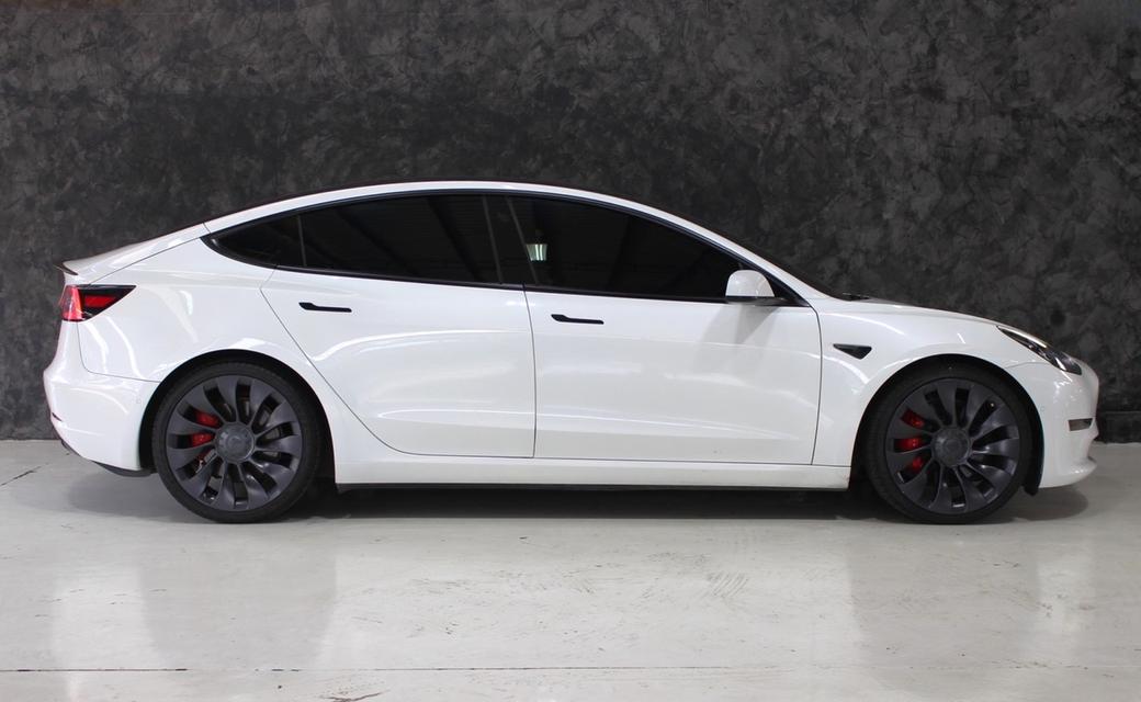 รหัสรถ JRS777 Tesla Model3 Performance  ปี 22  9