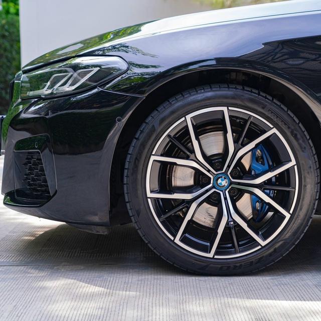 ✨ BMW 530e 2.0 M Sport G30 LCI CKD ปี 2021 จด 2025 รูปที่ 6