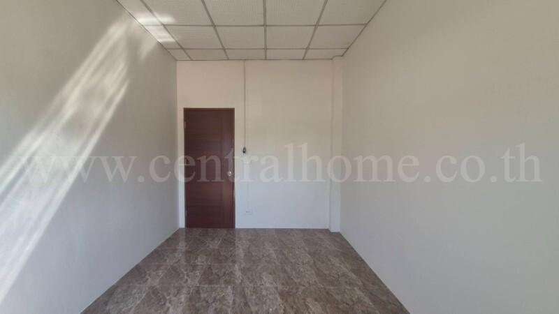 ทาวน์โฮม ฉัตรไพลิน ลาดหลุมแก้ว รีโนเวท พร้อมอยู่ ราคาถูก 10