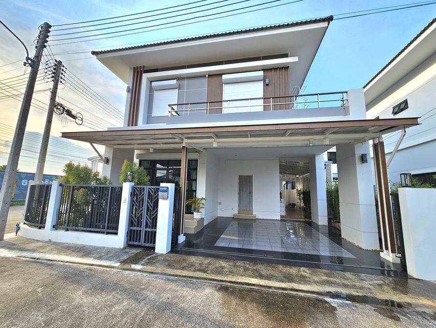 ขายบ้าน 3 นอน 3 น้ำ พร้อมเฟอร์นิเจอร์และเครื่องใช้ไฟฟ้าครบ ราคา 5.5 ล้าน 15