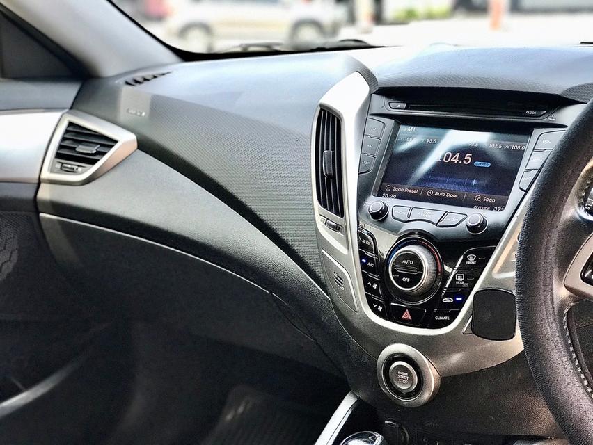 ขาย HYUNDAI VELOSTER 1.6 ปี 2013 12