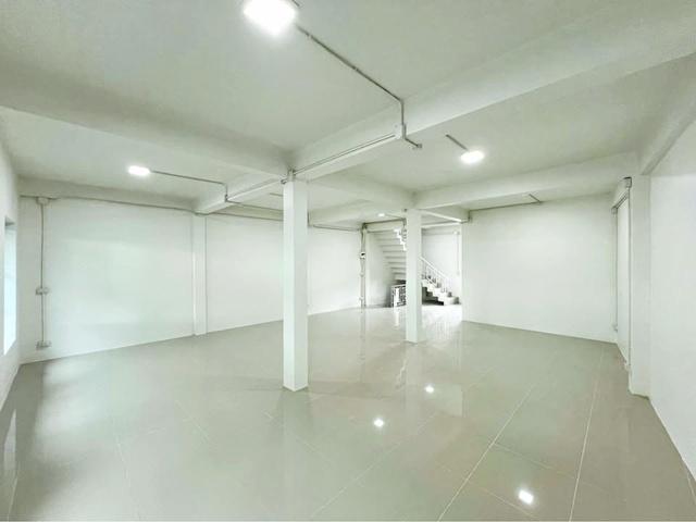 ใหม่ทั้งหลัง ตีทะลุ 440 ตร.ม. ถ.สุขสวัสดิ์ ราษฎร์บูรณะ ให้เช่าอาคารพาณิชย์ 3 ชั้น 2 คูหา ตลาดอินดี้ 900 ม. 7