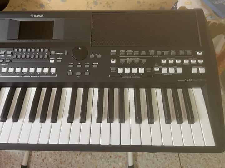 ขายคีย์บอร์ด YAMAHA PSR SX600  2