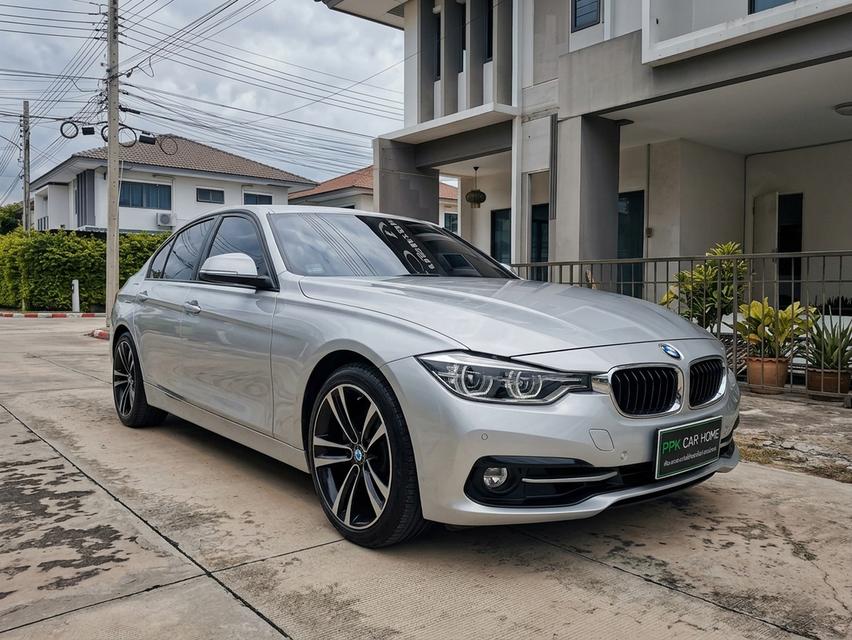 ลดราคาเหลือเพียง!! ปี2018 BMW 330E SPORT AT TOP สุดๆ รูปที่ 5