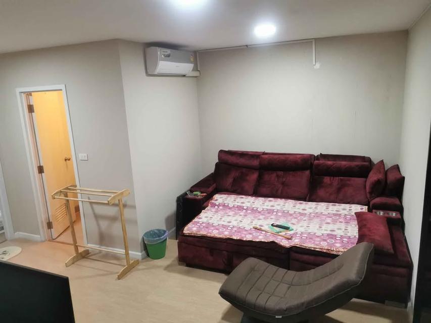 ทาวน์โฮม 3ชั้น ตกแต่งพร้อมเข้าอยู่ได้เลย 5