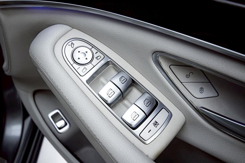 MERCEDES BENZ S-CLASS S500e W222 3.0 EXCLUSIVE 2016S500e Plug-in Hybrid รถผู้บริหาร นั่งสบาย หรู เทคโนโลยีล้ำ รูปที่ 16
