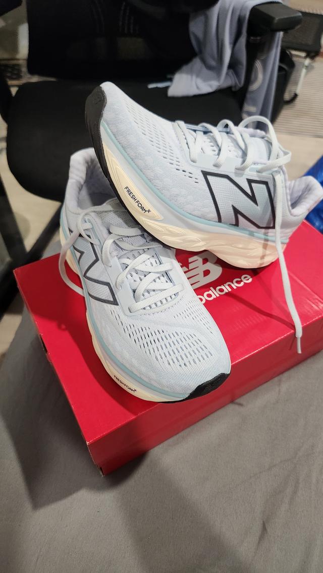 new balance 1080 V14