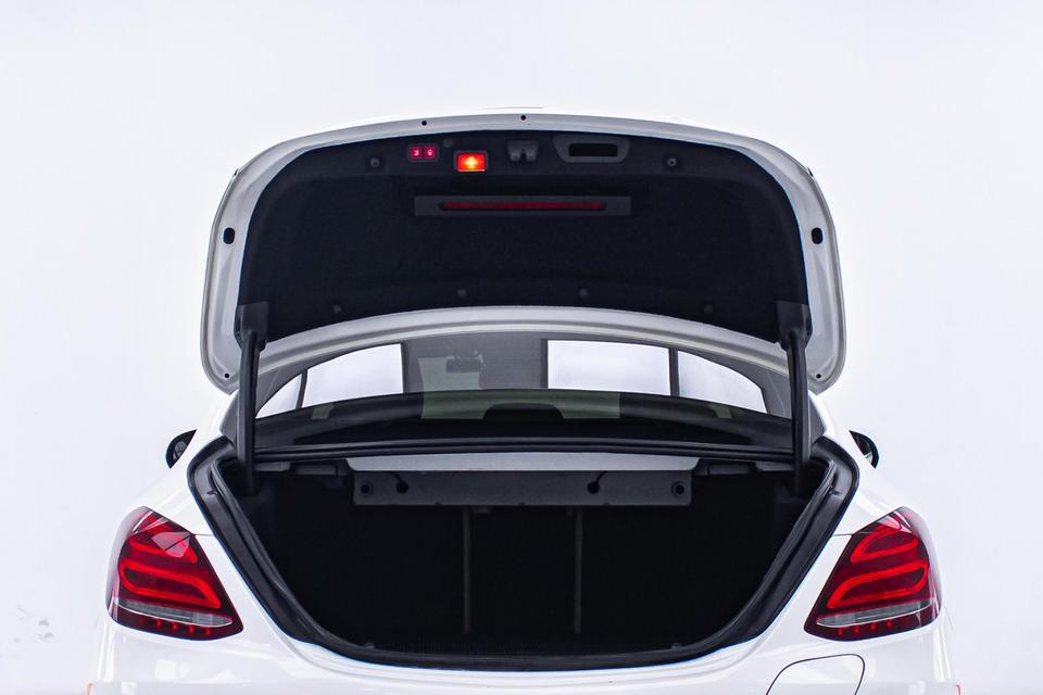 รหัสรถ 1D042 🚘 BENZ C350e 2.0 EXCLUSIVE ปี 2019 14
