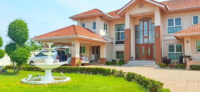 5นอน ให้เช่าคฤหาสน์ 2 ชั้นพูลวิลล่าหรู ตลาดนิมิตใหม่ 2.1กม. คลองสามวา หลังใหญ่ 450 ตร.ม. 3น้ำ พร้อมเฟอร์ฯ สระว่ายน้ำส่วน 7