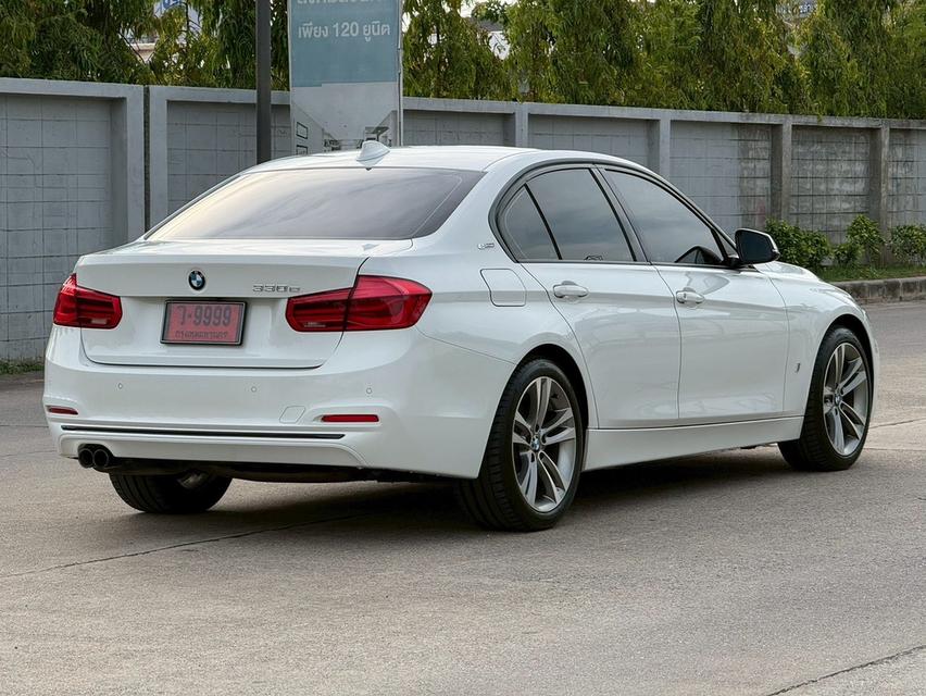 รหัสรถ PBG9999 BMW 330e Plug-in Hybrid ปี 2017 รูปย่อยที่ 2