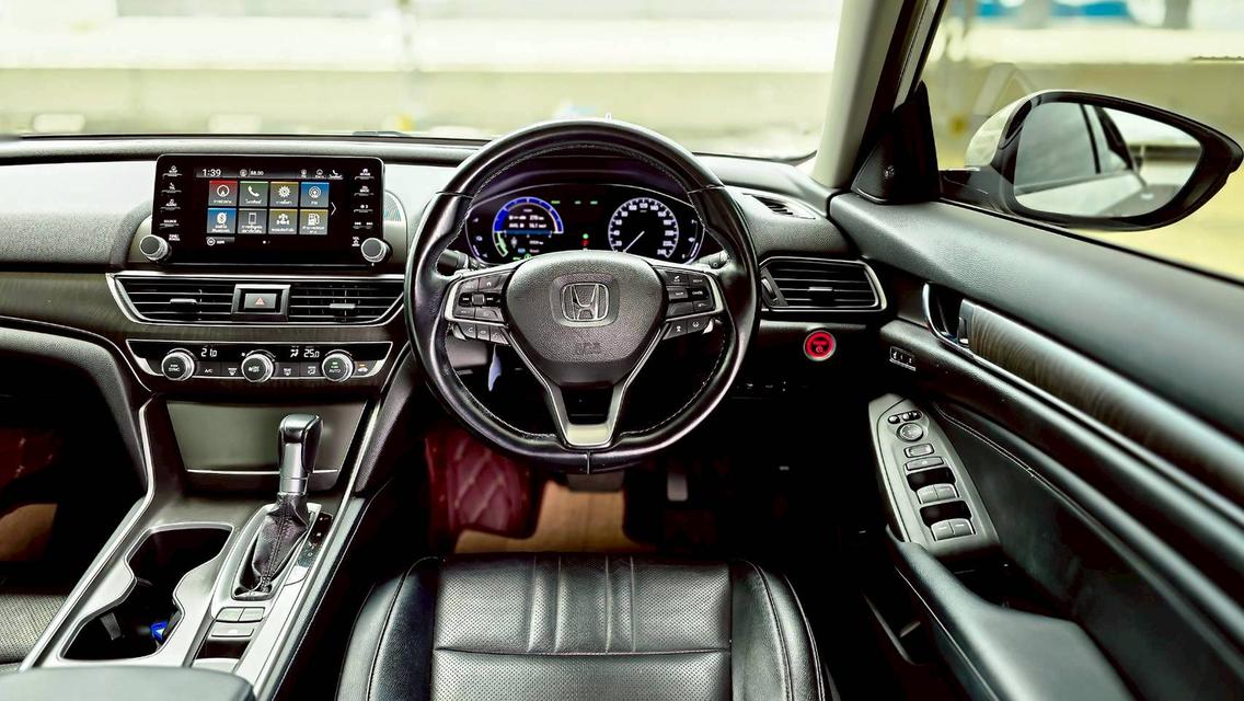 ขาย Honda Accord 2.0Hyrid Tech ปี20 11