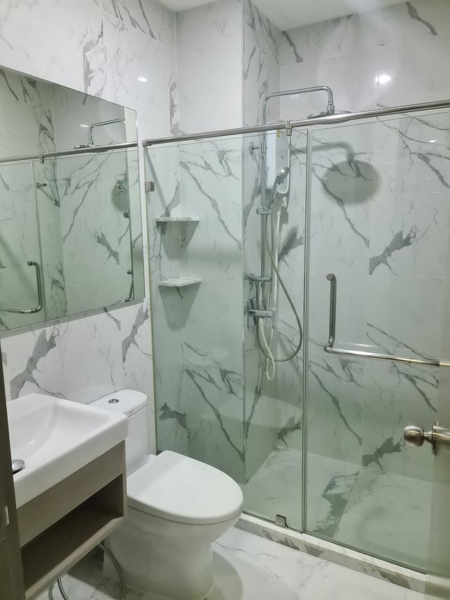 Available for Sale!!! Condo 1 Bedroom Plus at KnightsBridge Prime Onnut 9