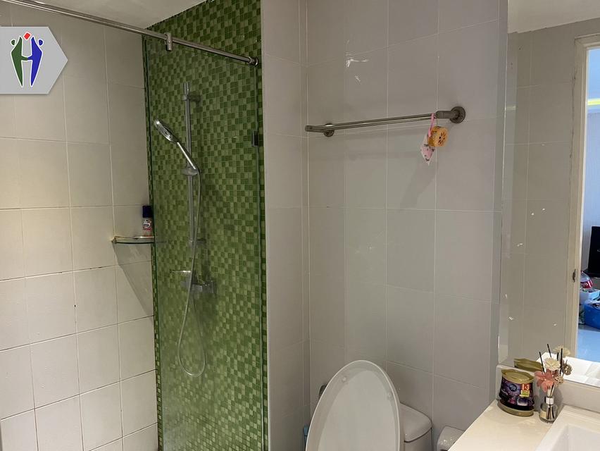 For rent Estanan Condo Pratumnak 11,000 baht 9