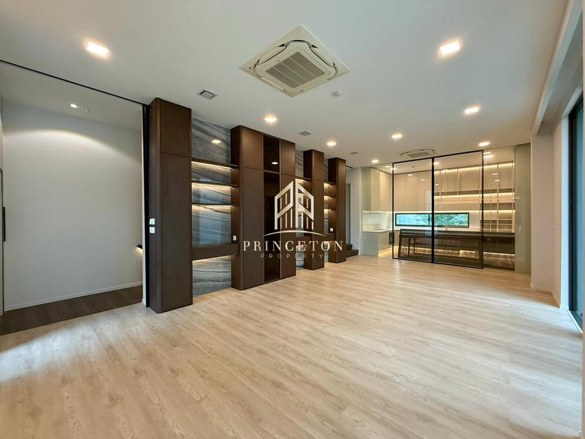 Luxury House For Sale Vive Krungthep Kreetha 7