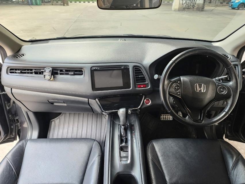 Honda HR-V 1.8 E vtec ปี 2015  5