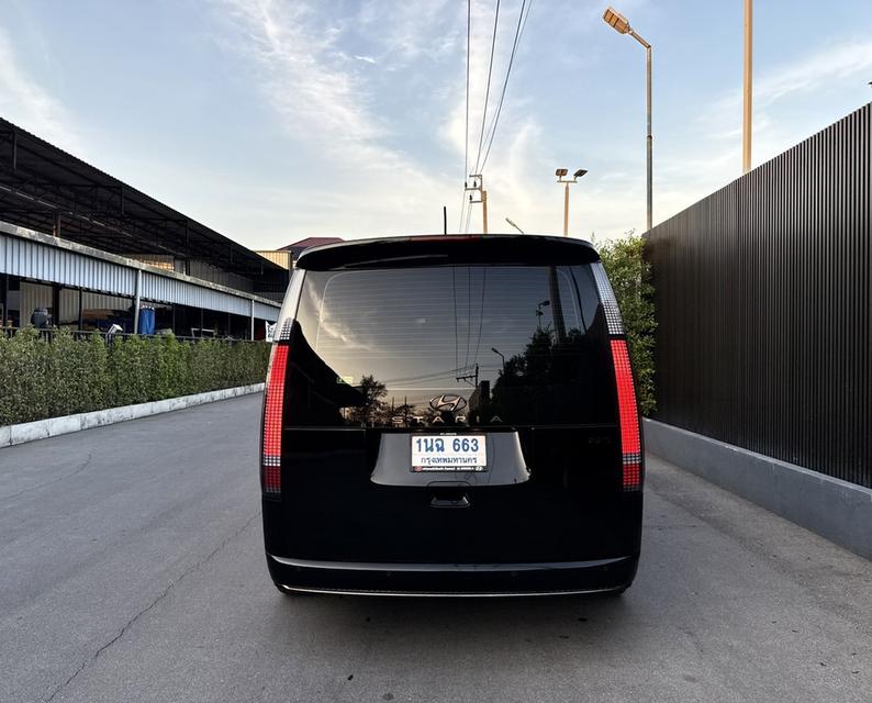 Hyundai Staria Premium Sunroof 2.2D 8AT รูปที่ 4