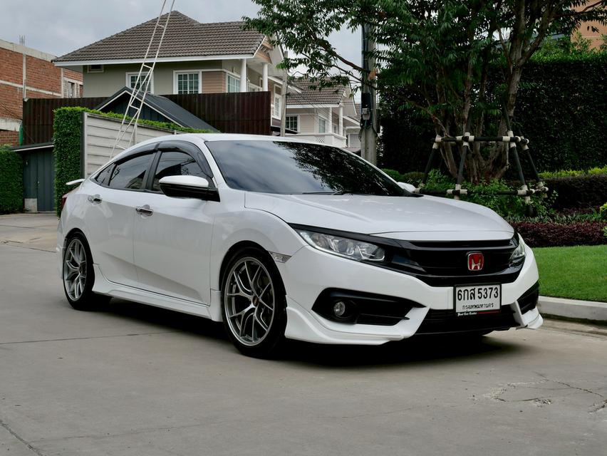 CIVIC FC 1.5 Turbo ปี2017 รถสวยมาก 2