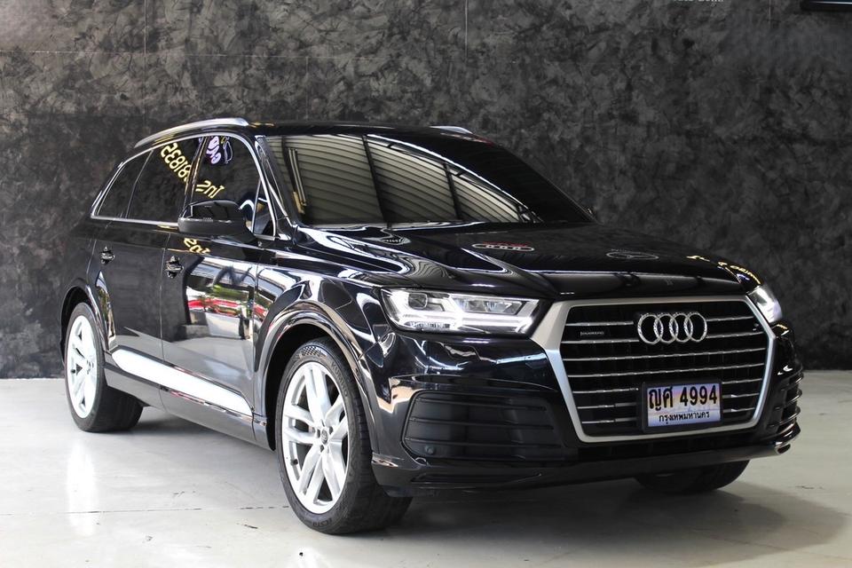 รหัสรถ JRS4994 พบกับรถเข้าใหม่ AUDI Q7 55 TFsi q S Line ปี 2018 สีดำ ดุๆ
