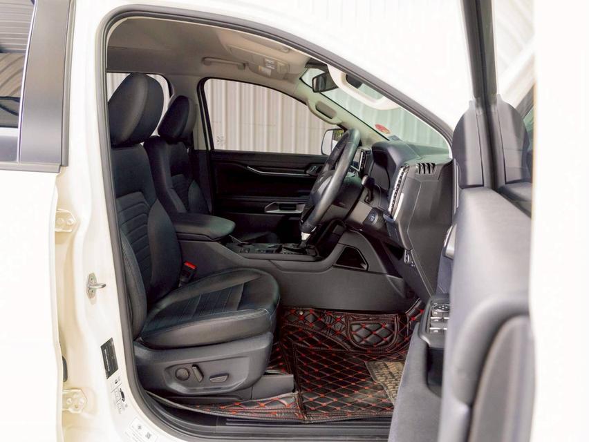 Ford Everest 2.0 Sport 2WD  ปีจด 2023 17