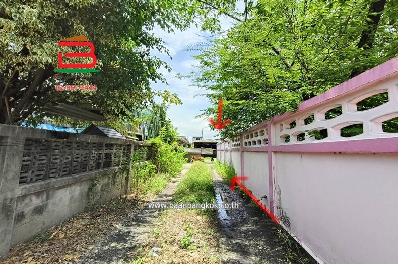 ที่ดินแถมบ้านเดี่ยว 1 ชั้น ซอยโรงเรียนศรีดรุณ ถนนเทพารักษ์ เนื้อที่ 308 ตรว. ตำบลบางพลีใหญ่ อำเภอบางพลี จังหวัดสมุทรปราการ