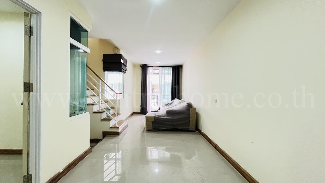 ทาวน์โฮม โกลเด้น ทาวน์ พระราม 2 ถูกที่สุดในโครงการ 8