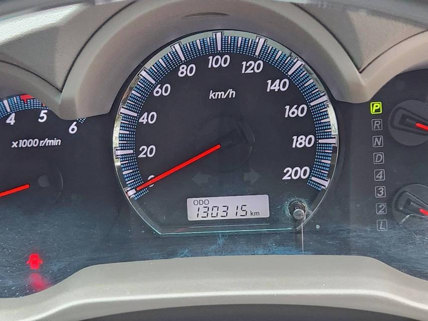 ขาย Toyota Fortuner 2.5V ปี13 9