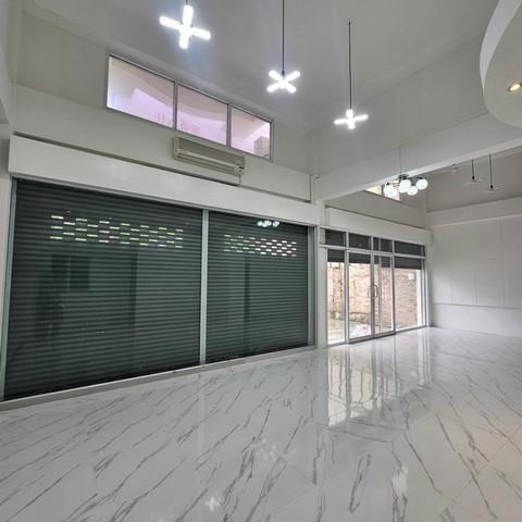โอกาสลงทุนทำเลศักยภาพ เมืองภูเก็ต ขาย - เช่า อาคารพาณิชย์ 2 คูหา Renovate ใหม่ พร้อมใช้งาน 2