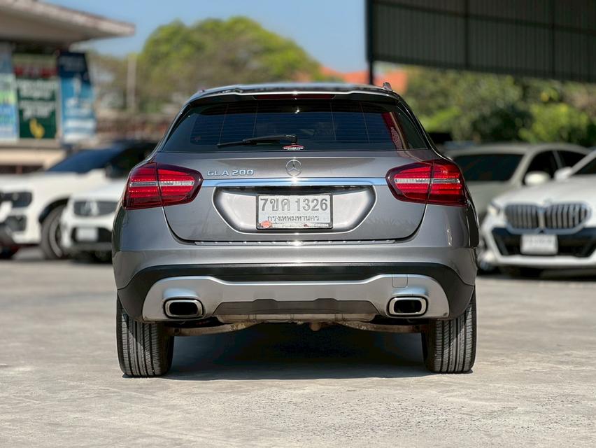 ปี 2019 BENZ GLA-CLASS, 200 โฉม W156 ปี14-20 สีเทา เกียร์ออโต้ มือเดียวป้ายแดง รูปที่ 2