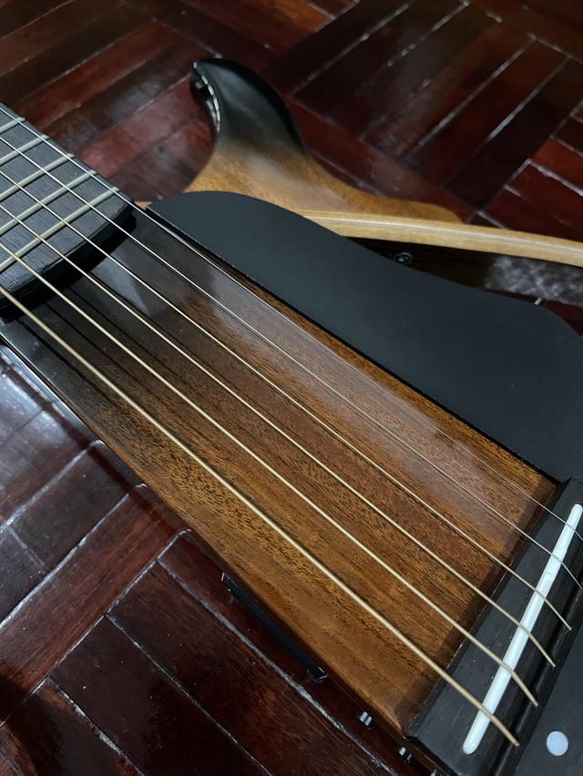 Yamaha SLG200s 5