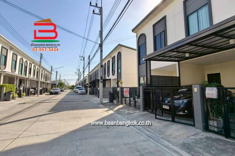 ทาวน์เฮาส์ หมู่บ้าน M Life (เอ็มไลฟ์) สถานีรถไฟฟ้าคูคต เนื้อที่ 18.6 ตรว. ใกล้ BTS คูคต เพียง 8 นาที ถนนลำลูกกา ตำบลลาดสวาย อำเภอลำลูกกา จังหวัดปทุมธา 2
