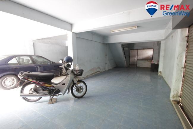 อาคารพาณิชย์สิวารัตน์3 เพชรเกษมพุทธมณฑลสาย5 หน้าโครงการ ถนนเมน ค้าขาย ทำออฟฟิศได้ 2ห้องมุม 4ชั้น ต่อเติมแล้ว 4