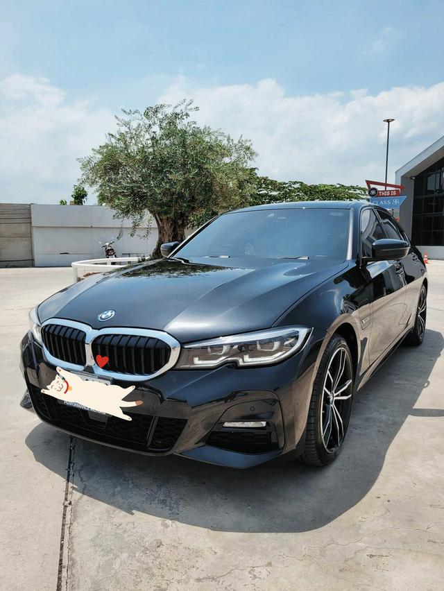 ให้ฟรี เปลี่ยนสัญญาผ่อนต่อ BMW 330E M Sport ปี2022 รูปที่ 1