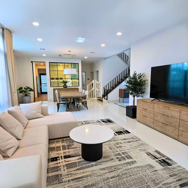 Luxury House For Rent Nantawan Rama 9 New Krungthep Kreetha 3