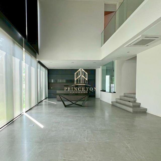 Luxury House For Sale VIVE Bangna in Modern Minimal Style 3