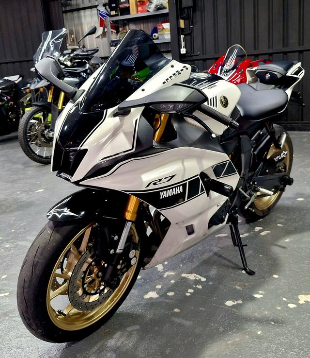 Yamaha R7 6