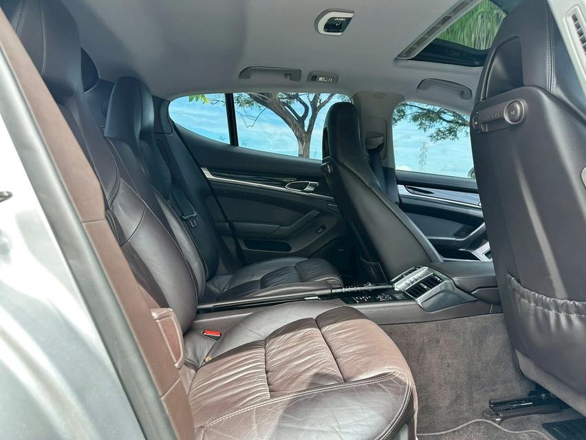 Porsche Panamera 3.0 ปี12 8