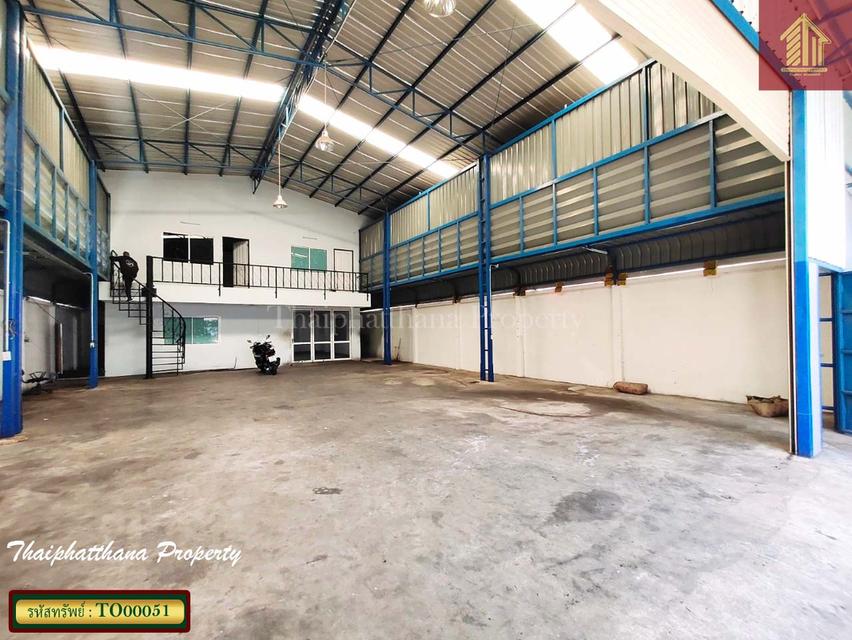 โกดัง พื้นที่สีม่วง พร้อมใช้ ซอยไทยประกัน ถนนเทพารักษ์ 5