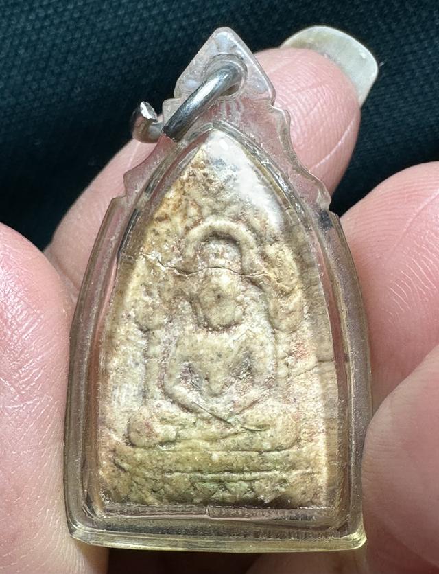 พระผงสรงน้ำ สมเด็จพระพุทธโฆษาจารย์ (เจริญ) วัดเขาบางทราย พิมพ์เสาเล็ก รูปที่ 1