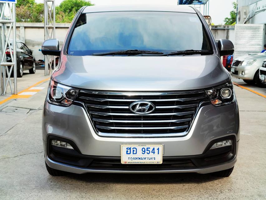 Hyundai H1 Deluxe 2.5 A/T ดีเซล ปี 2019 2