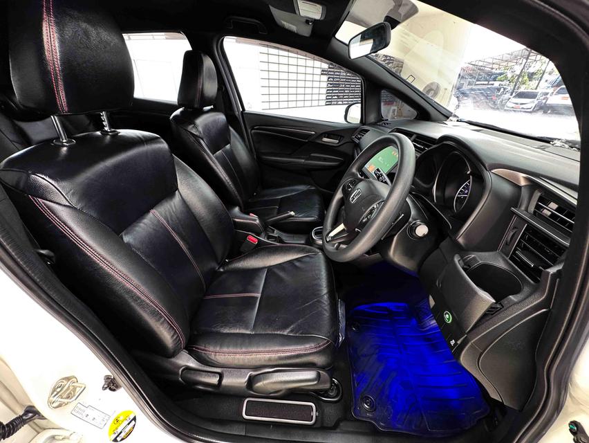 HONDA JAZZ 1.5 RS ปี 2018 รูปที่ 12