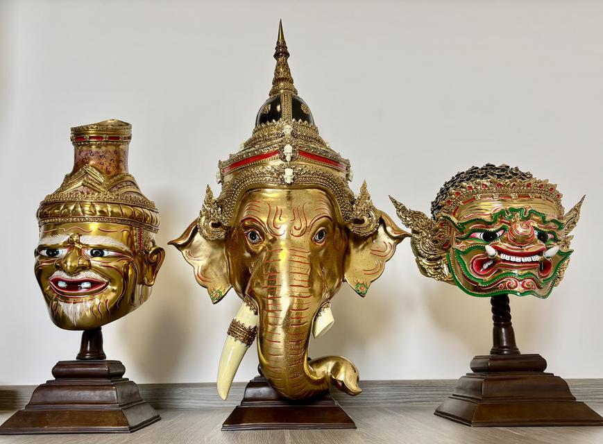 ของสะสม พระเครื่อง งานศิลปะ