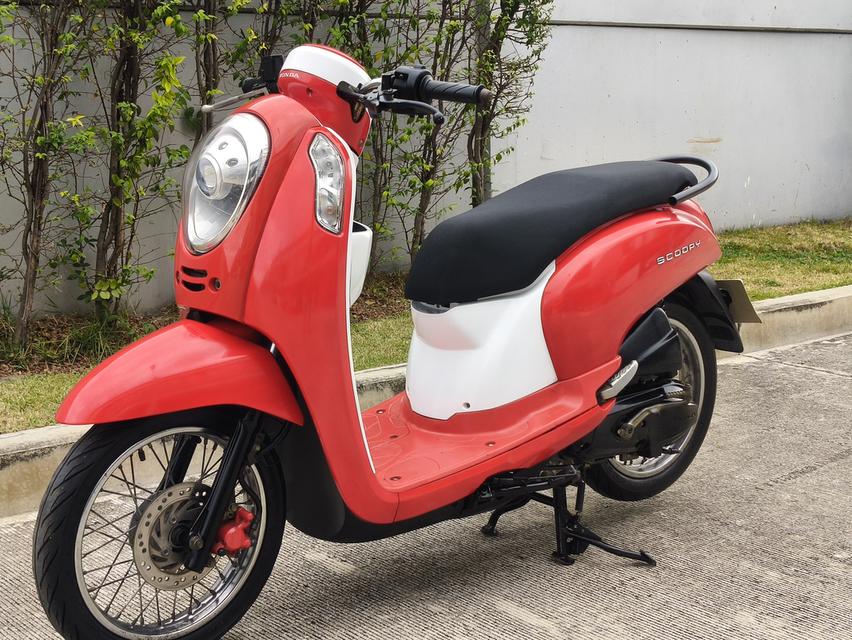 Honda Scoopy i หัวฉีด ปี2012 สี แดง ขาว