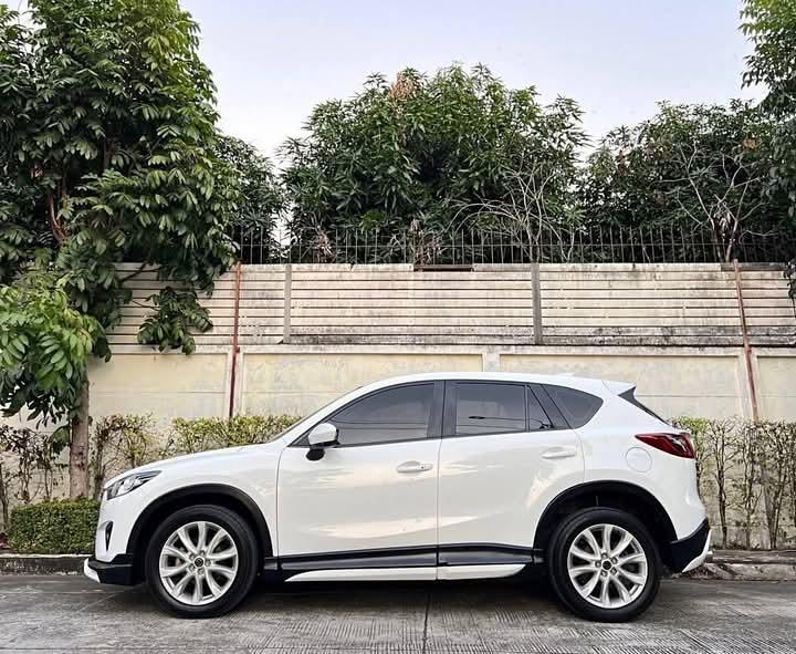 Mazda CX-30 สีขาว 5